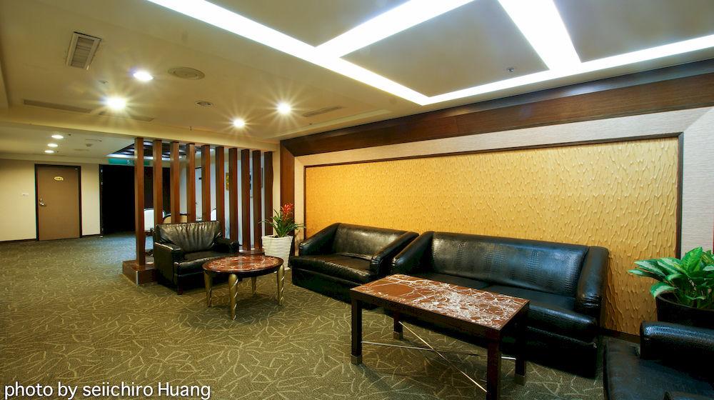 Lincoln Hotel Tainan Exterior foto